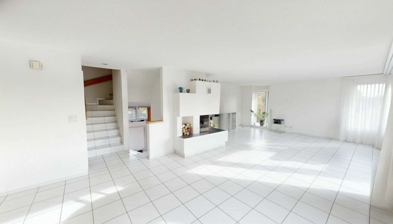 EINZIGARTIGES EINFAMILIENHAUS IN HERRENSCHWANDEN