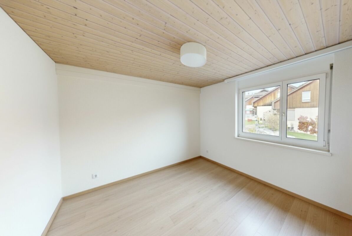 EINZIGARTIGES EINFAMILIENHAUS IN HERRENSCHWANDEN