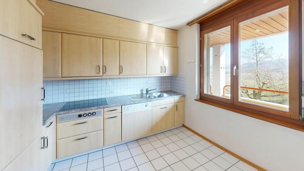 CHARMANTE 3.5-ZIMMER-MAISONETTE-WOHNUNG - Inklusive Tiefgaragenplatz 8