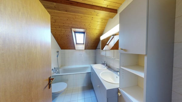 CHARMANTE 3.5-ZIMMER-MAISONETTE-WOHNUNG - Inklusive Tiefgaragenplatz 9