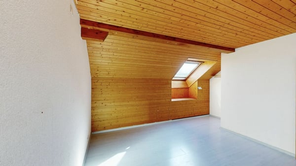 CHARMANTE 3.5-ZIMMER-MAISONETTE-WOHNUNG - Inklusive Tiefgaragenplatz 6