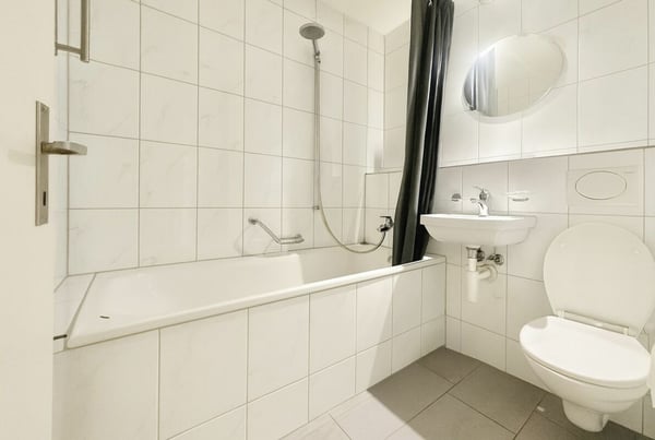 Über CHF 2'000.- monatlicher Netto-Cashflow: Vollvermietete 4½-Zimmer-Wohnung mit 5 % Bruttorendite (Baurecht) 7