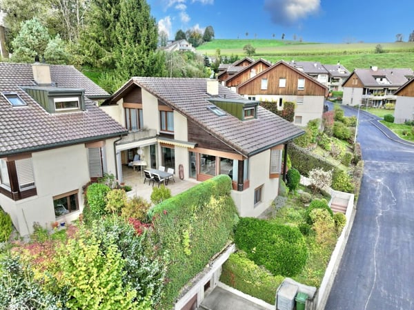 EINZIGARTIGES EINFAMILIENHAUS IN HERRENSCHWANDEN 13