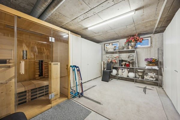 Wohnen im Grünen: Garten, Privatsphäre und direkter Waldzugang 10