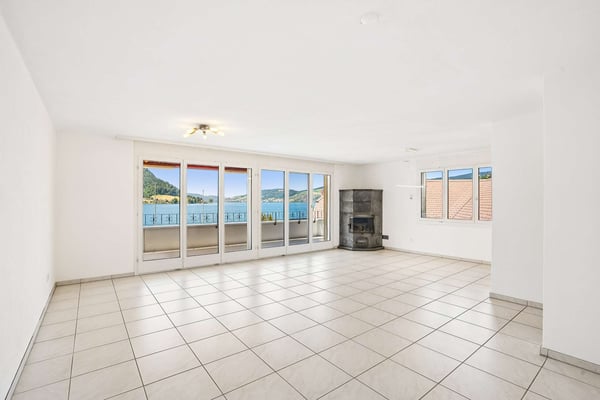 Logenplatz am Ägerisee: grandiose Seesicht und 129 m² Balkon-/Aussenfläche 2