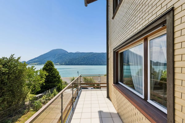 Vollvermietetes Dreifamilienhaus am Ägerisee - Potenzial für Ersatzneubau 2
