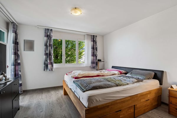 Charmante Gartenwohnung mit gedecktem Sitzplatz: Bahnhof in Gehdistanz 4