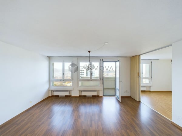 Lichtdurchflutetes Wohnen mit schönem Weitblick 2