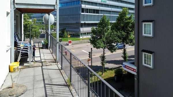 Top-Gelegenheit: Mehrfamilienhaus mit Gewerbeanteil 3