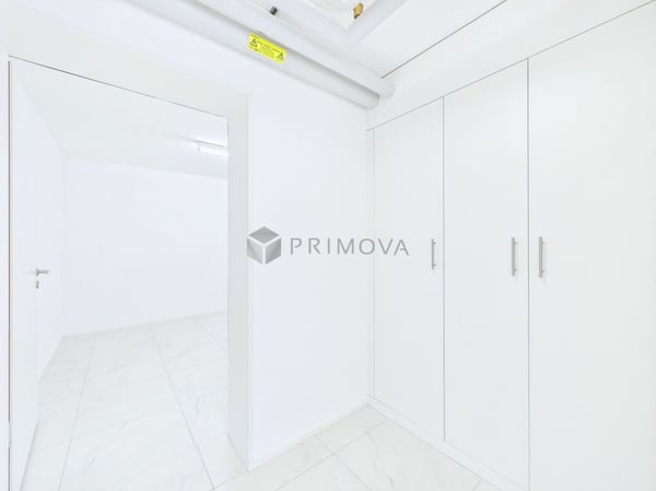 Atemberaubender, moderner Raum in Kloten - Perfekt für Ihre Vision 8