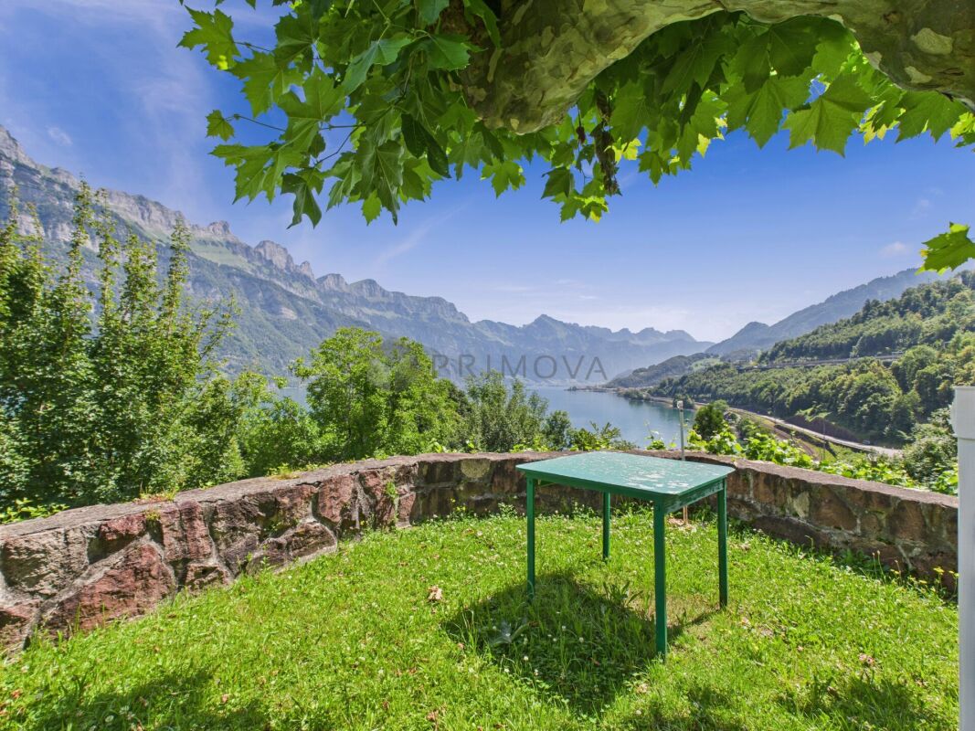 Hotel & Restaurant mit Einliegerwohnungen, Rebberg und Bauland in Premiumlage am Walensee