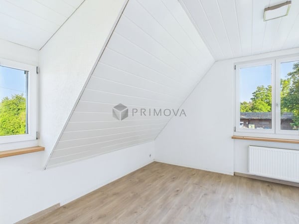 Liegenschaft mit Potenzial in Bottighofen 2