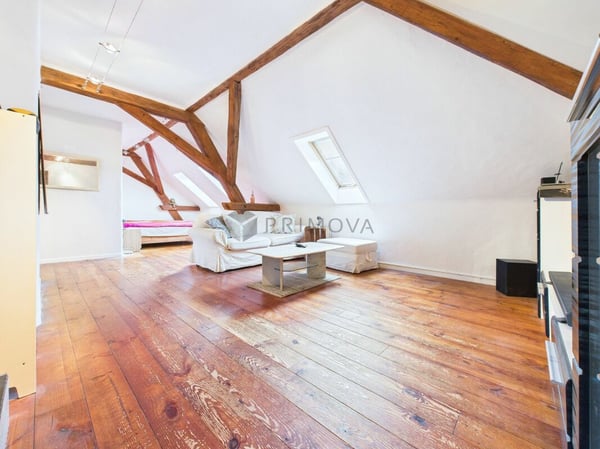 Kein Neubauglanz - aber jede Menge Wohngefühl im Ortsteil Sulz. 7