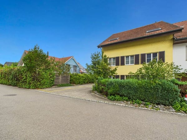 Mehrfamilienhaus mit 3 gepflegten Wohnungen in Sulz 13