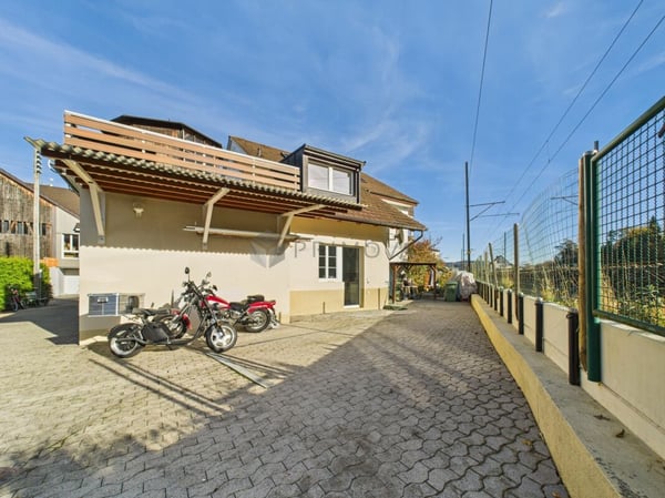 Investieren. Wohnen. Arbeiten. Alles unter einem Dach. Ideal für WG's und Menschen mit offenen Horizont 13