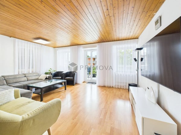 Gepflegtes Mehrfamilienhaus mit Ausbaupotenzial - solide Anlage mit Zukunft 2