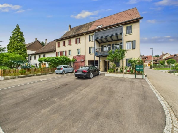 Gepflegtes Mehrfamilienhaus mit Ausbaupotenzial - solide Anlage mit Zukunft 1