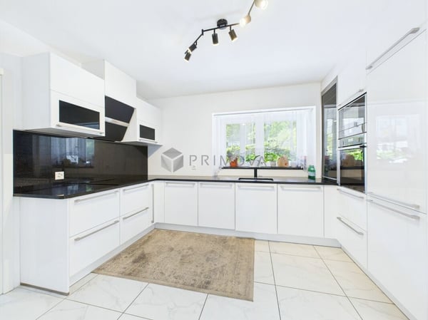 Wo Familien wachsen und Träume bauen - Mehrfamilienhaus mit Ausbaureserve 4