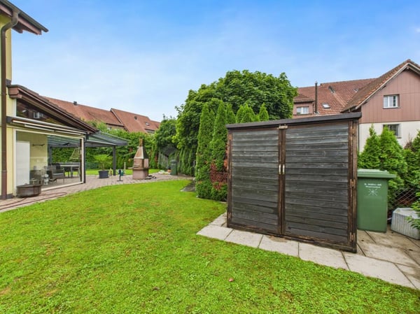 RESERVIERT - Doppeleinfamilienhaus mit XL - Garten und Hobby Oase 20