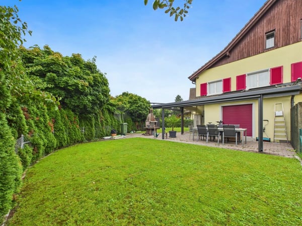 RESERVIERT - Doppeleinfamilienhaus mit XL - Garten und Hobby Oase 1