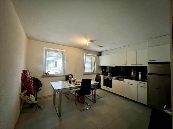 Wohn und Gewerbeliegenschaft an gesuchter Lage 2