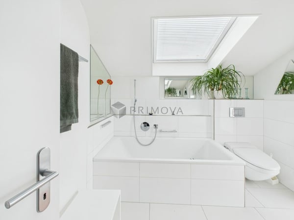 Stilvolles Wohnen mit Seeblick und privatem Garten 6