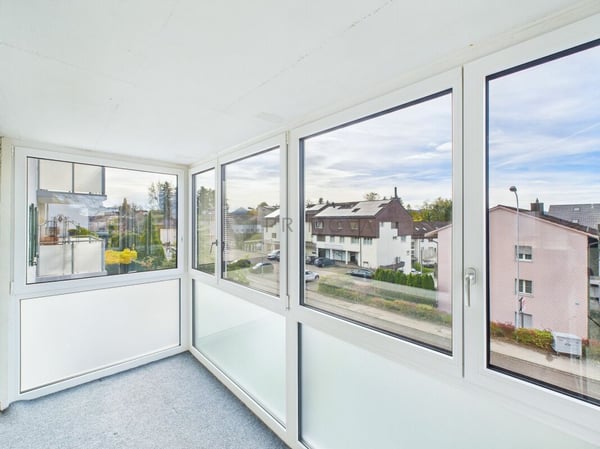 Exklusives Doppeleinfamilienhaus mit grosszügigem Wohnkonzept an ruhiger Lage 4