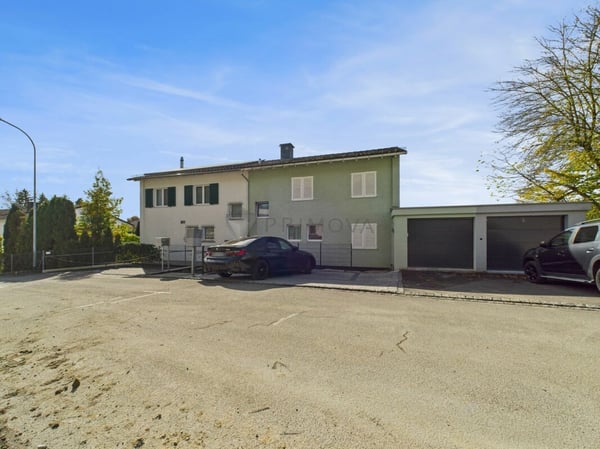 Exklusives Doppeleinfamilienhaus mit grosszügigem Wohnkonzept an ruhiger Lage 14