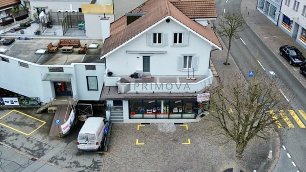 Sichern Sie sich jetzt eine  Rendite von ca. 4.8% - Zwei vollvermietete und kernsanierte Mehrfamilienhäuser! 3