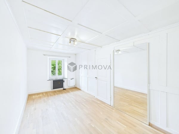 Beidseitig angebautes Bauernhaus sucht neuen Besitzer! 7