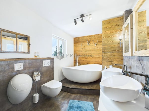 Ein Zuhause voller Charakter - Historische Schönheit trifft moderne Grosszügigkeit 9