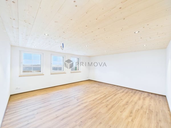 Wohnen im Einklang von Tradition und Moderne: Wie aus dem Ei gepellt - Ihr exklusiver Hausteil im steuergünstigen Feusisberg 6