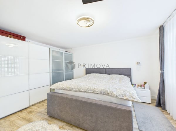 Familientraum mit Pool und Sonnengarten 6