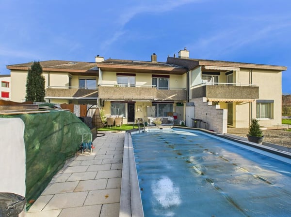 Familientraum mit Pool und Sonnengarten 1