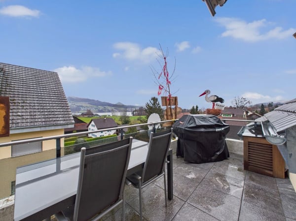 Wohnerlebnis im Steuerparadies mit Seesicht 7