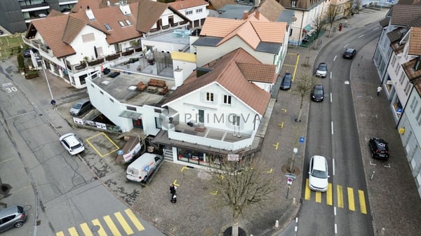 Sichern Sie sich jetzt eine  Rendite von ca. 4.8% - Zwei vollvermietete und kernsanierte Mehrfamilienhäuser! 2