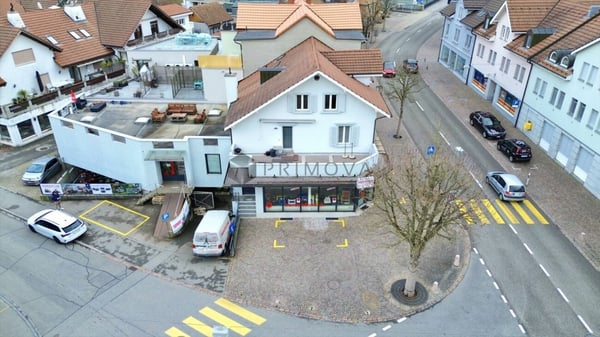 Sichern Sie sich jetzt eine  Rendite von ca. 4.8% - Zwei vollvermietete und kernsanierte Mehrfamilienhäuser! 1