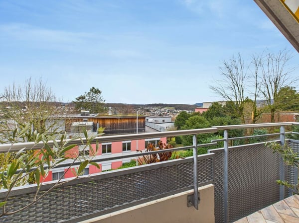 Exklusive 1.5 Zimmer-Maisonettewohnung in Oberwil BL 6