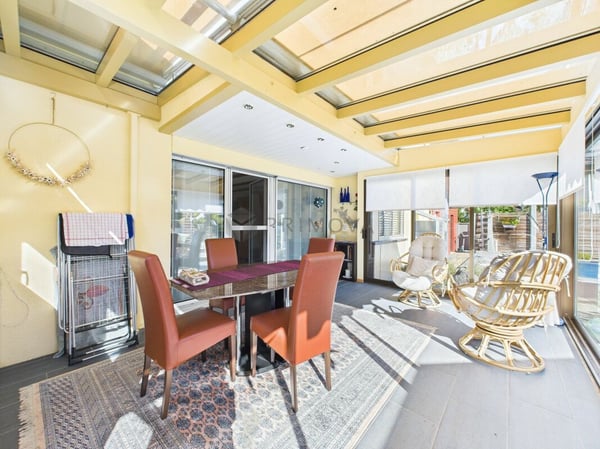 Ferien zu Hause - 1.5 Zimmer-Einfamilienhaus mit Pool und Sauna 6