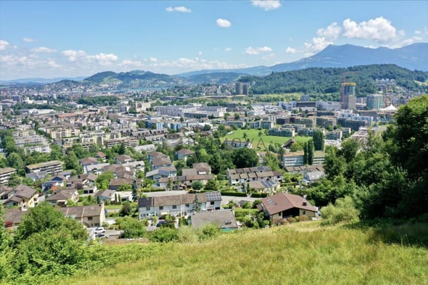 Baue deinen Traum: Sofort startklar an Top-Lage mit Aussicht ins Grüne! 3