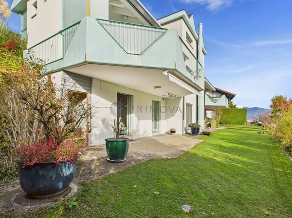 Wohnjuwel Sonnenberg -Lichtdurchflutete Doppeleinfamilienhaushälfte mit Alpenblick in Kriens 2