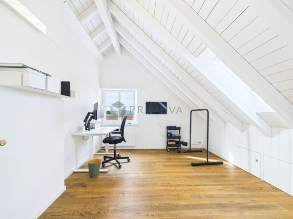 Lassen Sie ihre Wünsche wahr werden - traumhafte Dachmaisonette komplett renoviert 9