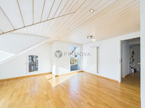 Kein 0815 Mehrfamilienhaus. Eines mit Platz, Licht und Raum für viel Kreativität! 12