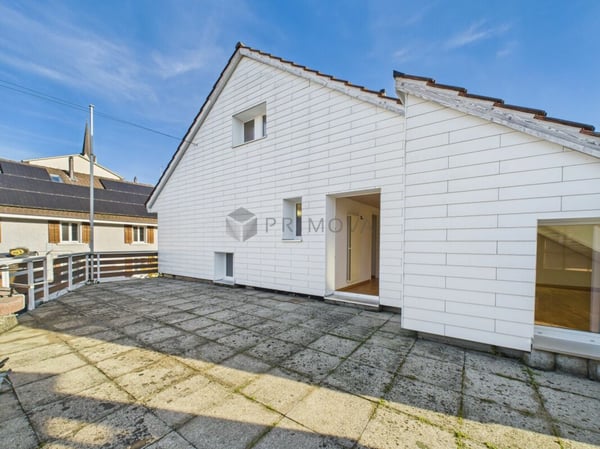 Kein 0815 Mehrfamilienhaus. Eines mit Platz, Licht und Raum für viel Kreativität! 14