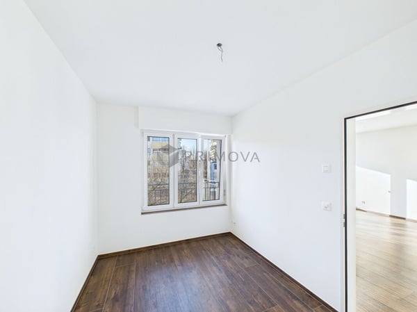 Modernes Wohnjuwel am Puls von Basel, kernsanierte 5.5 Zimmer-Wohnung direkt am Rhein 6