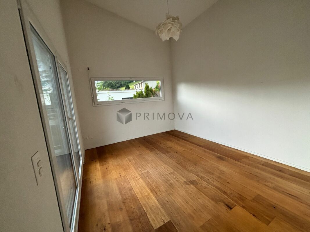 Wohnen Sie mit einer atemberaubenden Aussicht , dieses Haus an bester Lage sucht seinesgleichen!