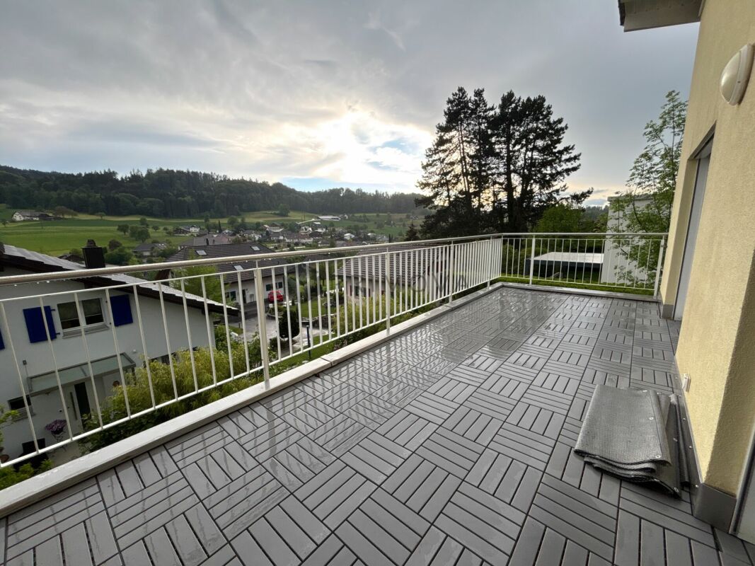 Wohnen Sie mit einer atemberaubenden Aussicht , dieses Haus an bester Lage sucht seinesgleichen!