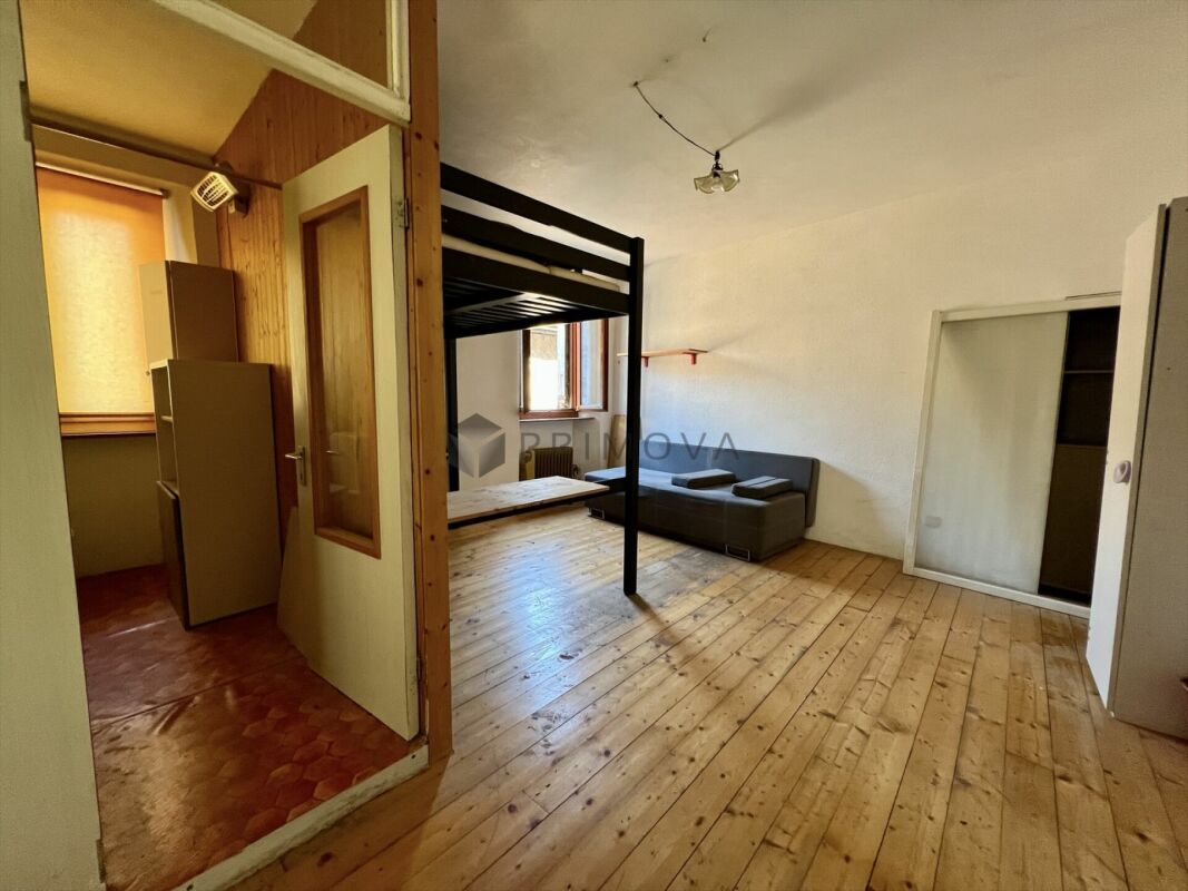 Il fascino storico cerca visionari creativi - Casa monofamigliare con idilliaco cortile interno