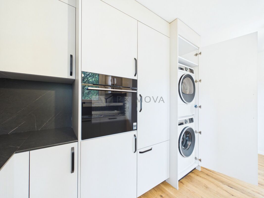 Hochwertig sanierte 3.5 Zimmer Wohnung in gesuchter Wohnlage