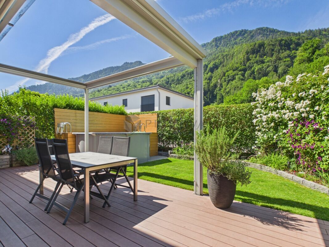 Bezauberndes 5.5 Zimmer - Doppeleinfamilienhaus & Garten in Top-Quartier